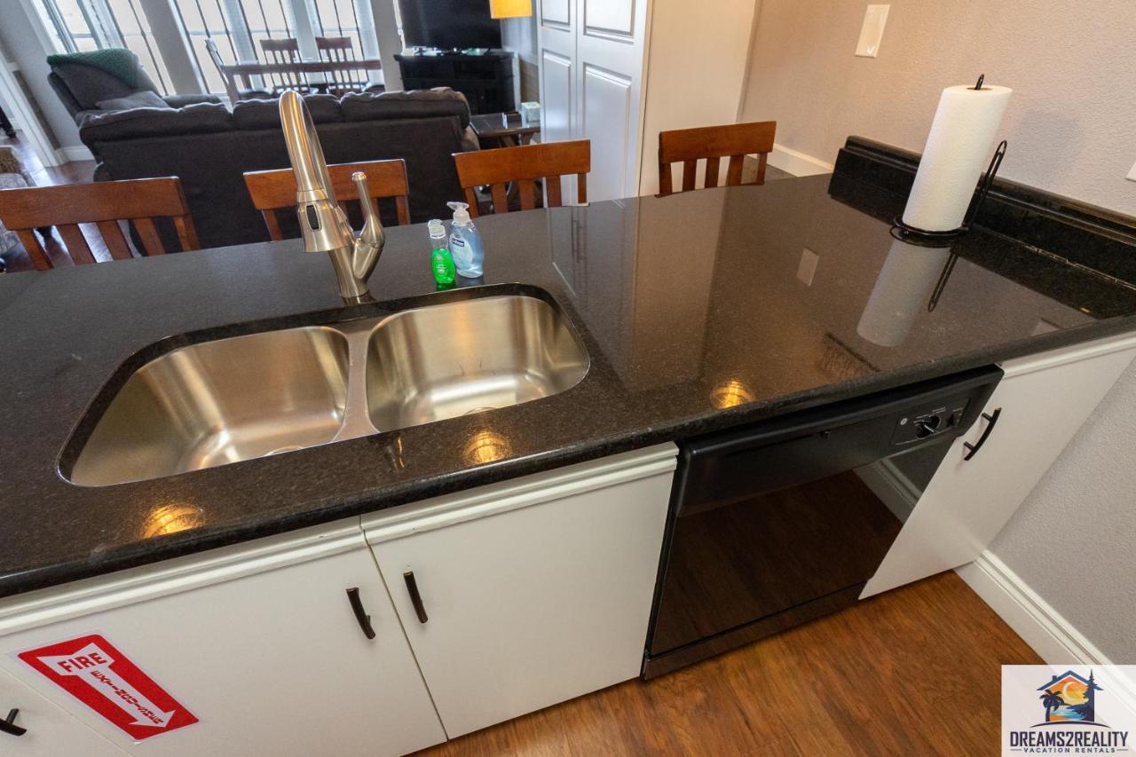 2Br Walk-In Condo - Near The 76 Strip - Free Wifi - Pool - Free Tickets Included - Clb-3 Branson Dış mekan fotoğraf