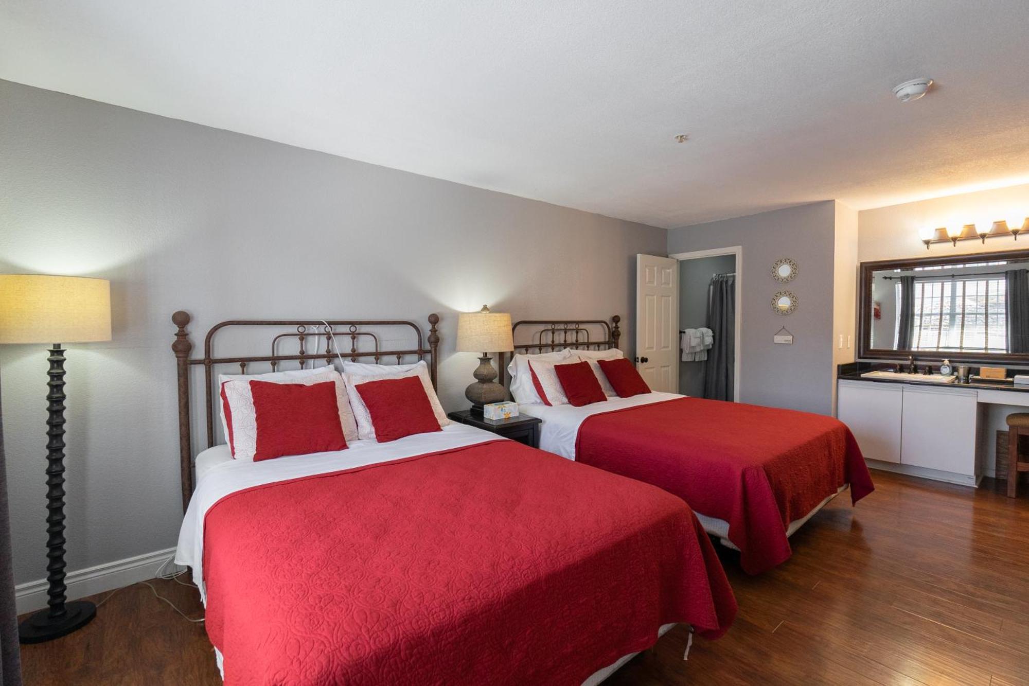 2Br Walk-In Condo - Near The 76 Strip - Free Wifi - Pool - Free Tickets Included - Clb-3 Branson Dış mekan fotoğraf